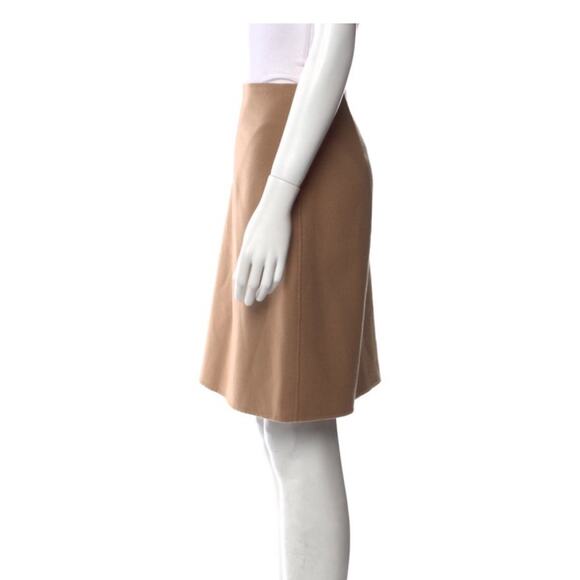 Weekend MaxMara Tan 100% Wool A-line Knee Length Skirt - 8 or 10 - Picture 4 of 9